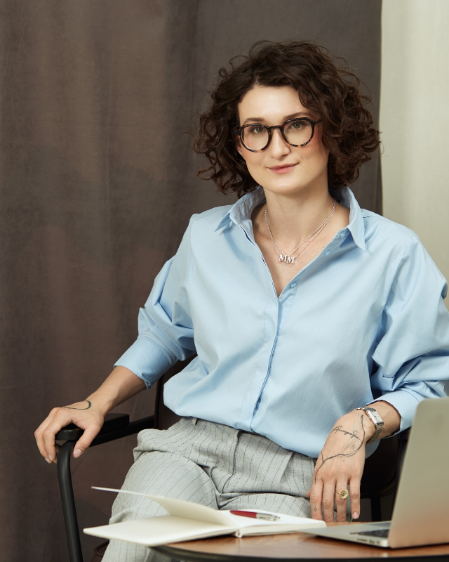Julia Smirnova, Psychologist